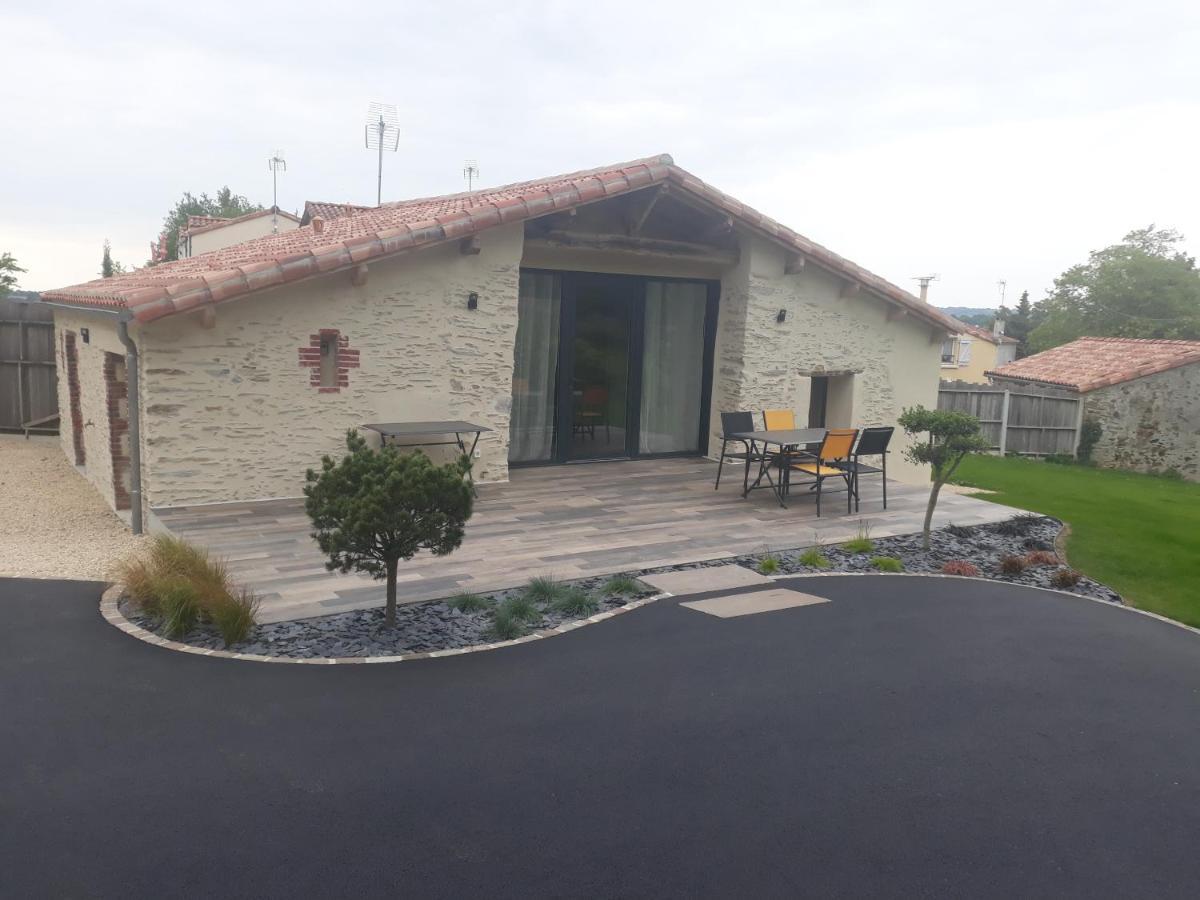 Gîte de la Colinière 4 personnes Le Boupère Esterno foto