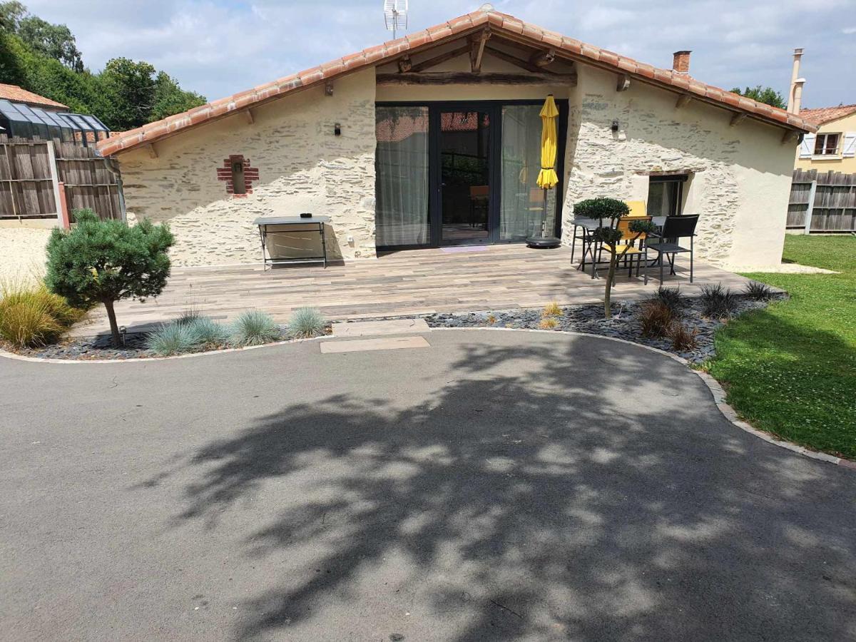 Gîte de la Colinière 4 personnes Le Boupère Esterno foto